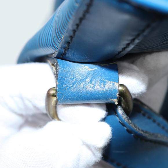 LOUIS VUITTON Epi Noe Shoulder Bag Toledo Blue M44005 LV Auth 80674 - Picture 12 of 16